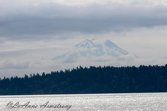 The floating mountain